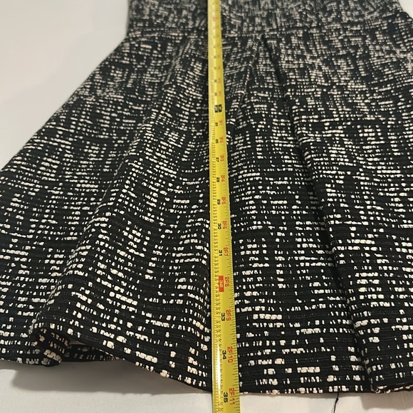 NWOT Alice+Olivia Janette Sleeveless Mini Dress in Black & White Size 4 - Picture 16 of 17